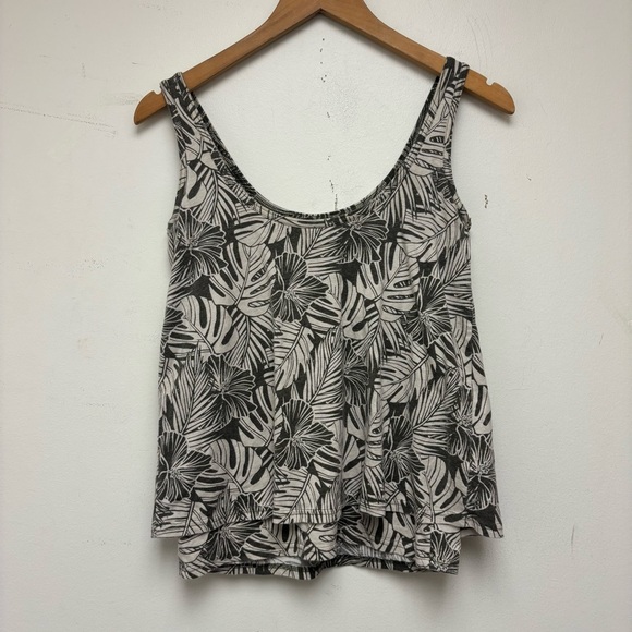 Pact Organic Cotton Grape Leaf Print Tank Top - Picture 9 of 11